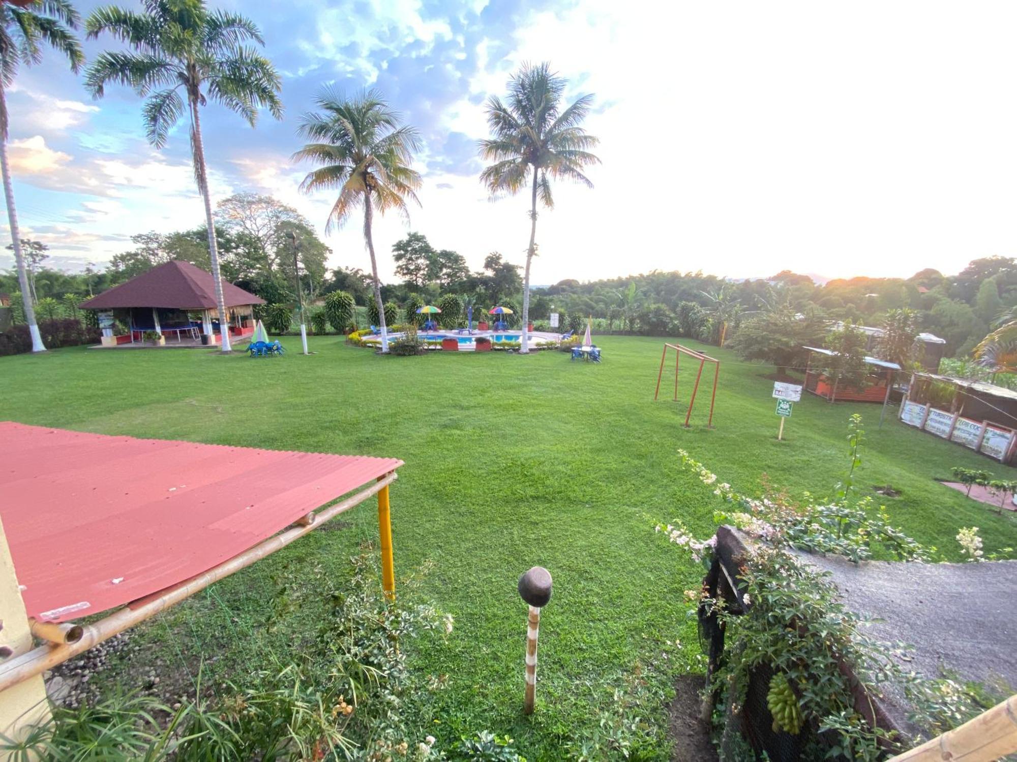 Finca Hotel Los Cocos มอนเตเนโกร ภายนอก รูปภาพ